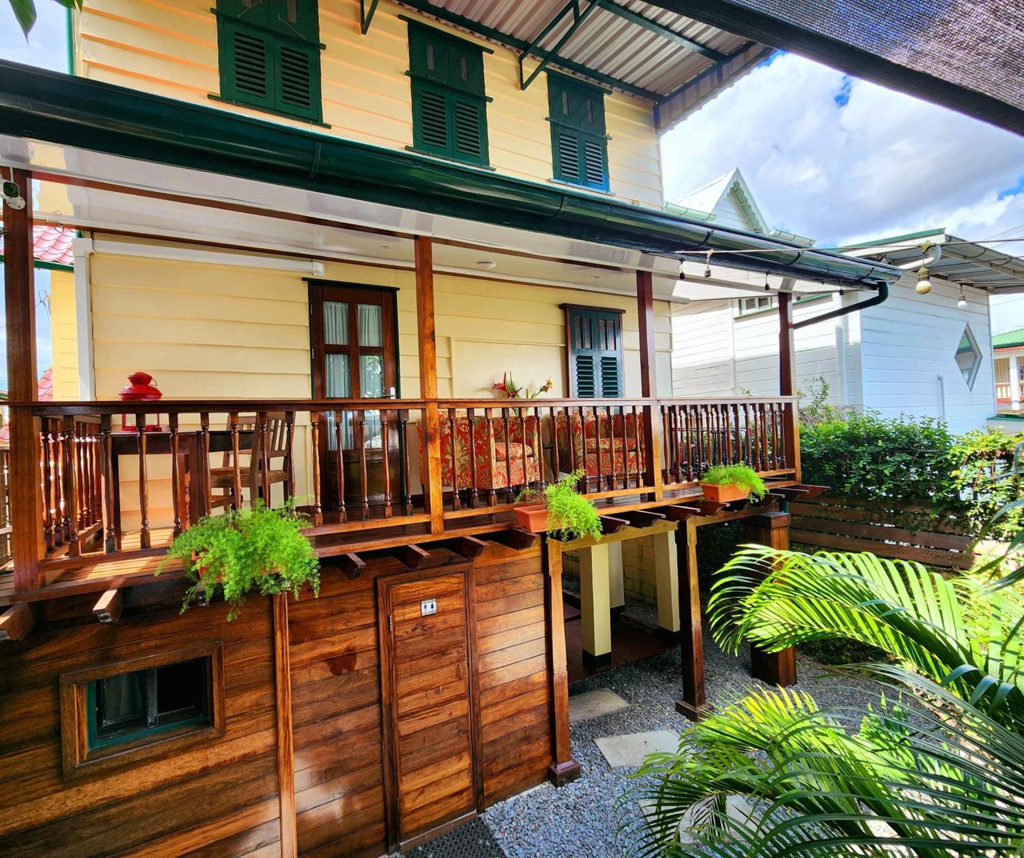 Prins Hendrik Suites Paramaribo Exterior photo